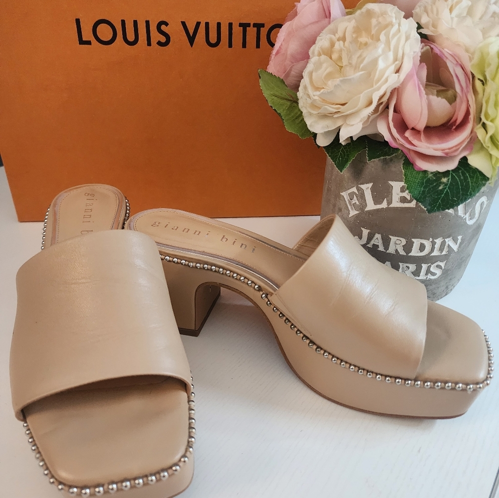 Gianni Bini slides size 8